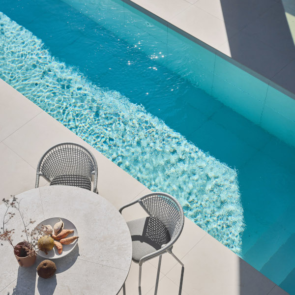 Slider 1 Jooy Stapelsessel.jpg